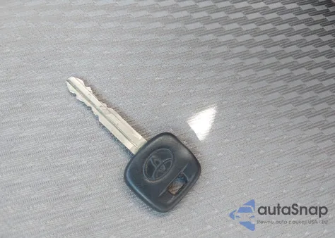 2005 Toyota Highlander from USA, damaged, VIN JTEGD21A950113938